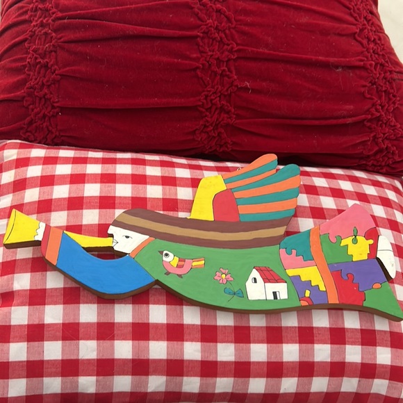 Salvadorian Painted Wooden Folk-art Angel Holiday or Whimsical Decor - Picture 6 of 6